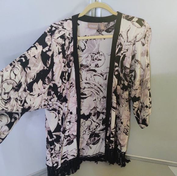 🛍️*4/25 WORN ONCESz 2 Chicos  Kimono - Picture 1 of 2